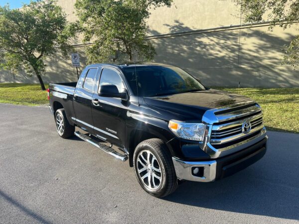 TOYOTA TUNDRA - 2017 DOUBLE CAB - Image 4