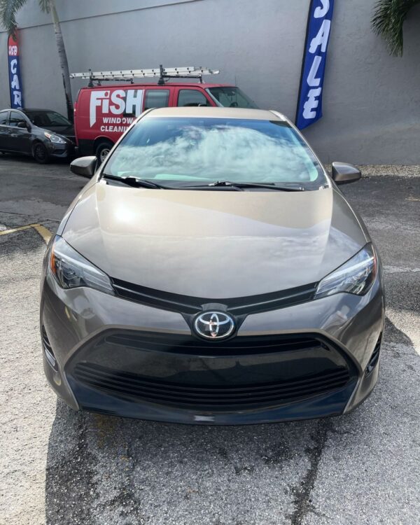 TOYOTA COROLLA LE - 2018 - Image 11