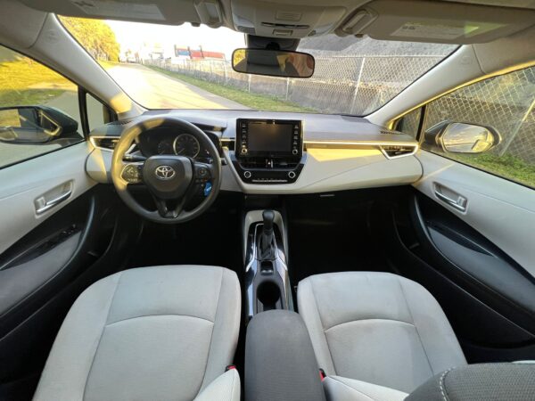 TOYOTA COROLLA LE - 2020 - Image 6