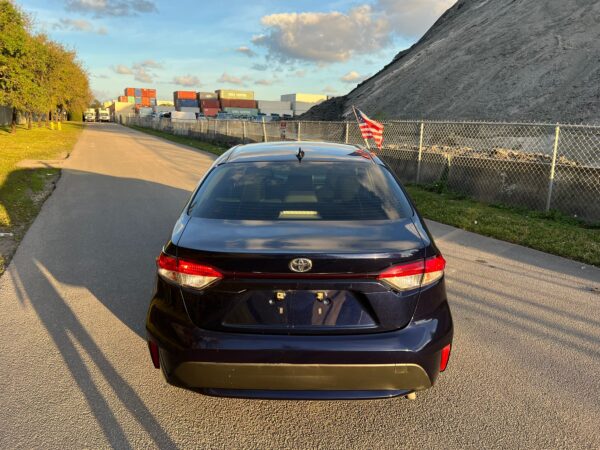 TOYOTA COROLLA LE - 2020 - Image 4