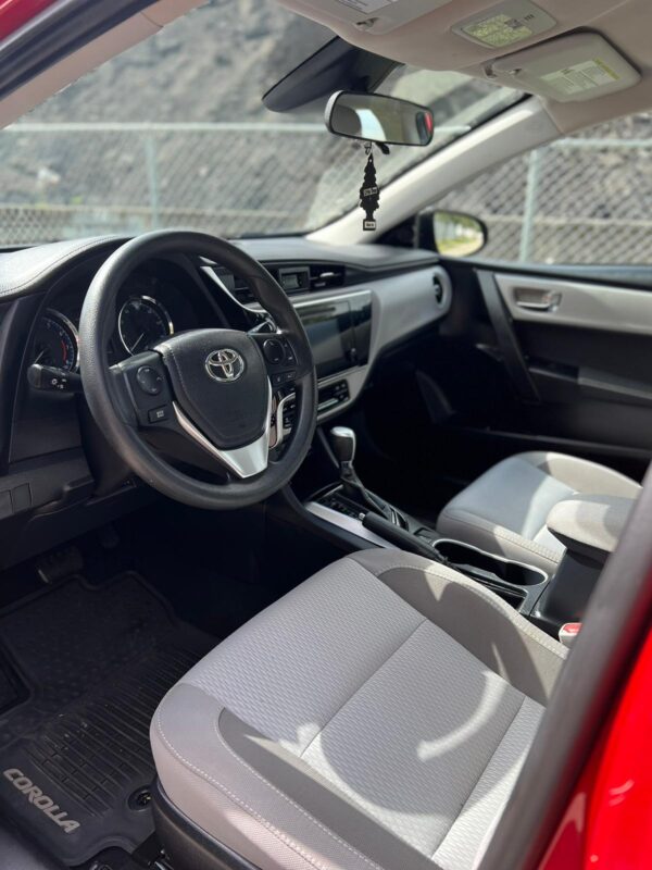 TOYOTA COROLLA LE - 2019 - Image 10