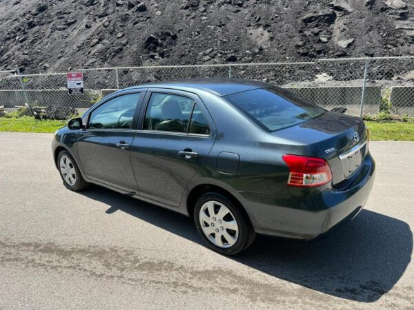 TOYOTA YARIS - 2007 - Image 2
