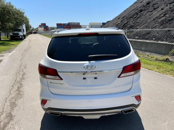 HYUNDAI SANTA FE - 2017 - Image 7