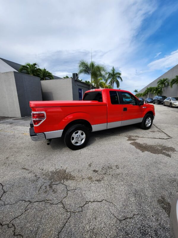 FORD F-150 - 2011 - Image 16